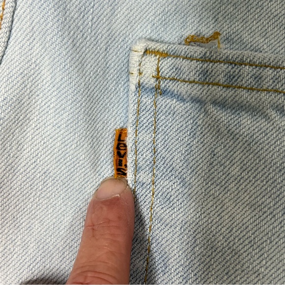 Levi's Vintage 70s Orange Tab Cutoffs Women's - Picture 3 of 8